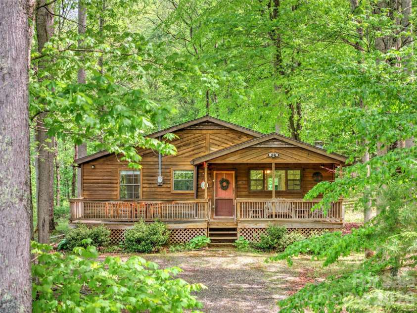 280 Timberside Drive, Mars Hill, NC 28754.  MLS# CAR4375778, YatesRealty ID 24725. 