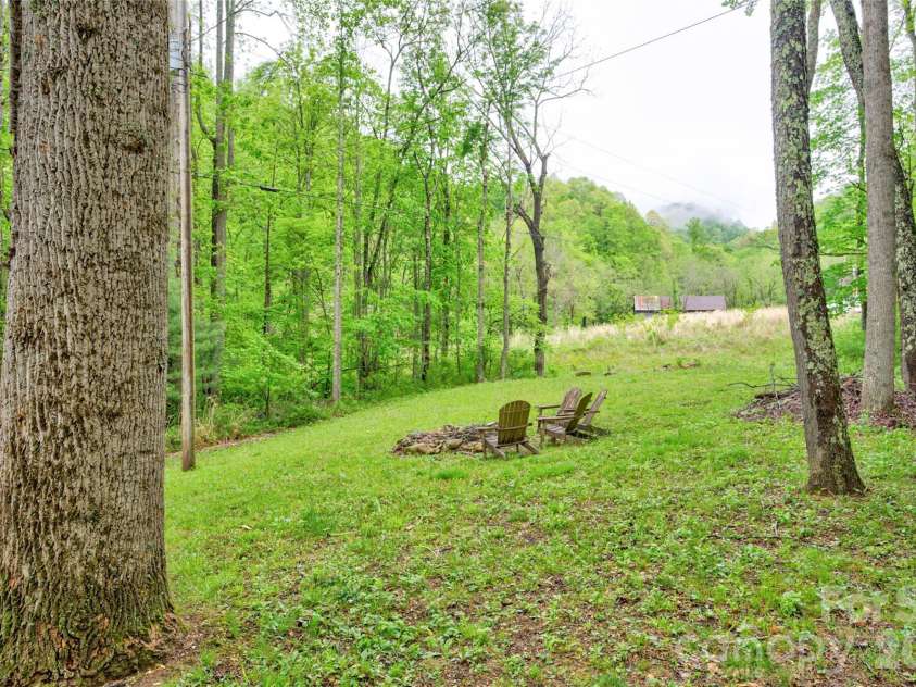 280 Timberside Drive, Mars Hill, NC 28754.  MLS# CAR4375778, YatesRealty ID 24725. 