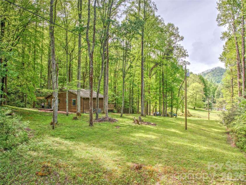 280 Timberside Drive, Mars Hill, NC 28754.  MLS# CAR4375778, YatesRealty ID 24725. 