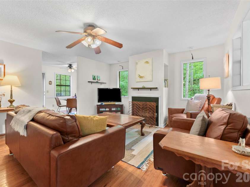280 Timberside Drive, Mars Hill, NC 28754.  MLS# CAR4375778, YatesRealty ID 24725. 