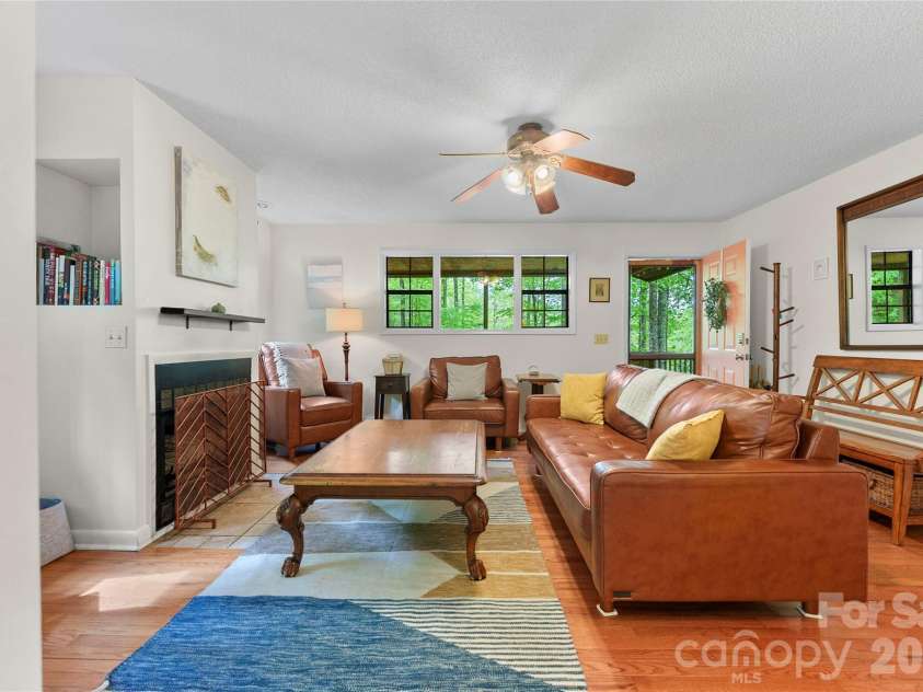 280 Timberside Drive, Mars Hill, NC 28754.  MLS# CAR4375778, YatesRealty ID 24725. 