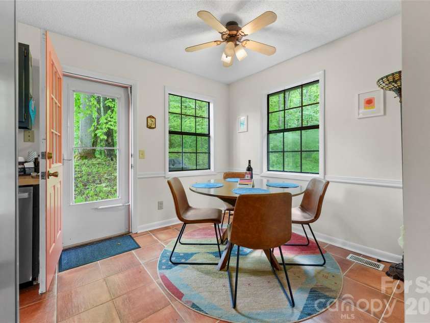 280 Timberside Drive, Mars Hill, NC 28754.  MLS# CAR4375778, YatesRealty ID 24725. 