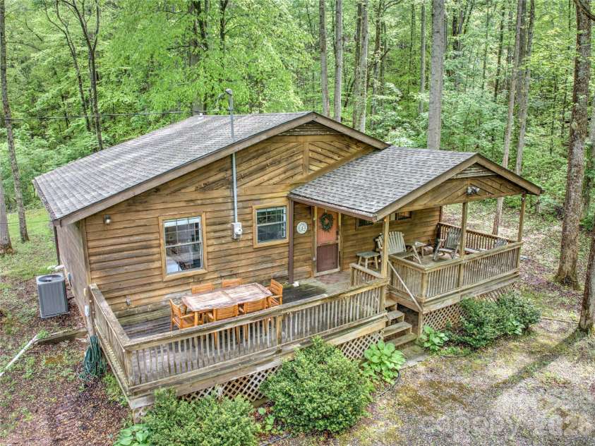 280 Timberside Drive, Mars Hill, NC 28754.  MLS# CAR4375778, YatesRealty ID 24725. 