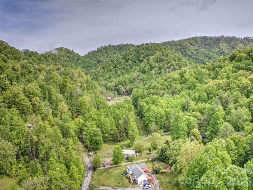 280 Timberside Drive, Mars Hill, NC 28754.  MLS# CAR4375778, YatesRealty ID 24725. 