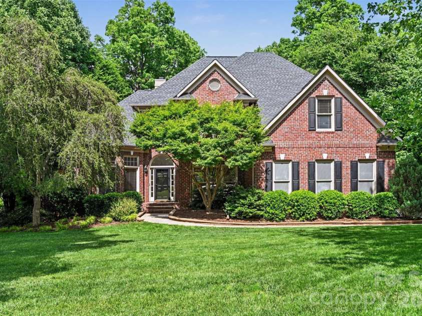 10808 Lederer Avenue, Charlotte, NC 28277.  MLS# CAR4375629, YatesRealty ID 24726. 