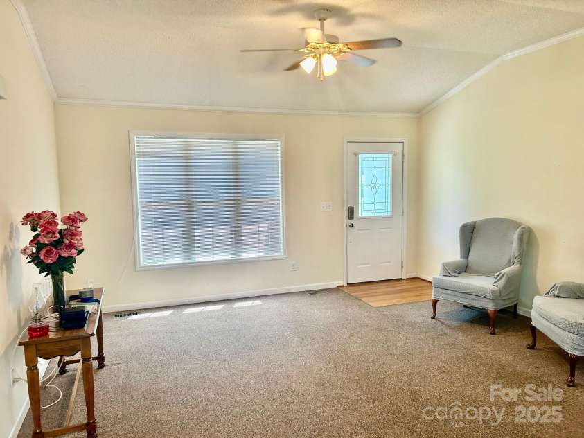 1700 Pickwick Avenue, Kannapolis, NC 28083.  MLS# CAR4269320, YatesRealty ID 24726. 