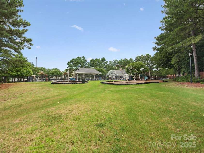 2137 Midnight Blue Lane, Fort Mill, SC 29708.  MLS# CAR4251116, YatesRealty ID 24727. 