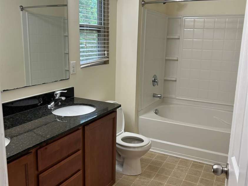 7531 Monarch Birch Lane, Charlotte, NC 28215.  MLS# CAR4384427, YatesRealty ID 24727. 
