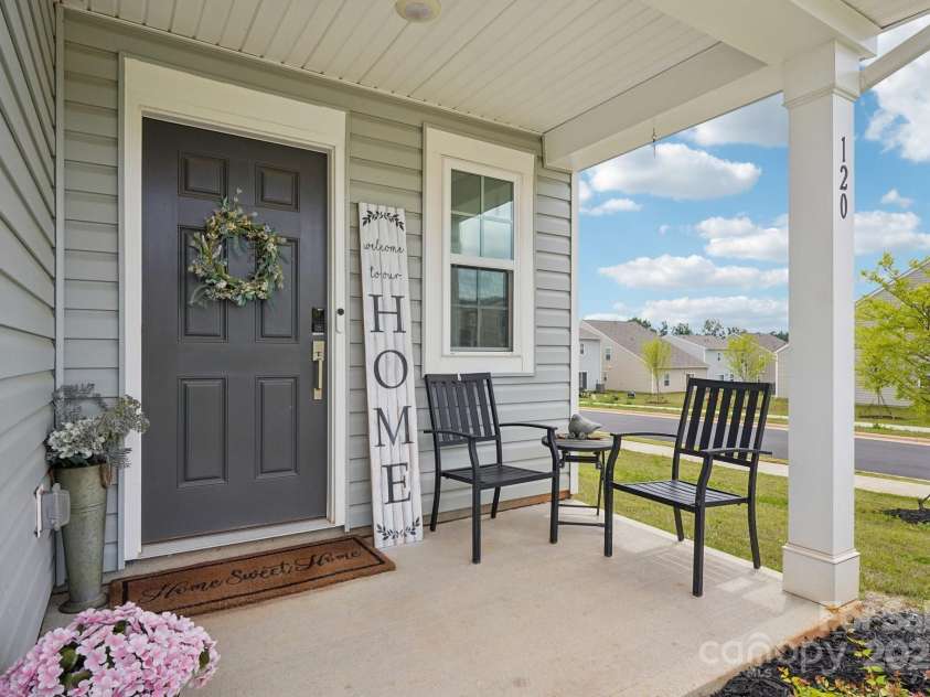 120 Parson Lane, Statesville, NC 28625.  MLS# CAR4272101, YatesRealty ID 24728. 