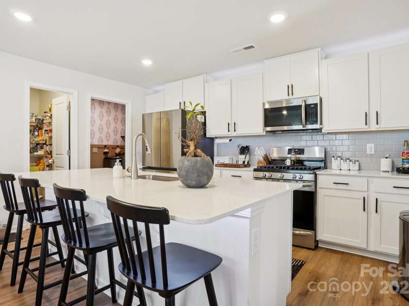 120 Parson Lane, Statesville, NC 28625.  MLS# CAR4272101, YatesRealty ID 24728. 