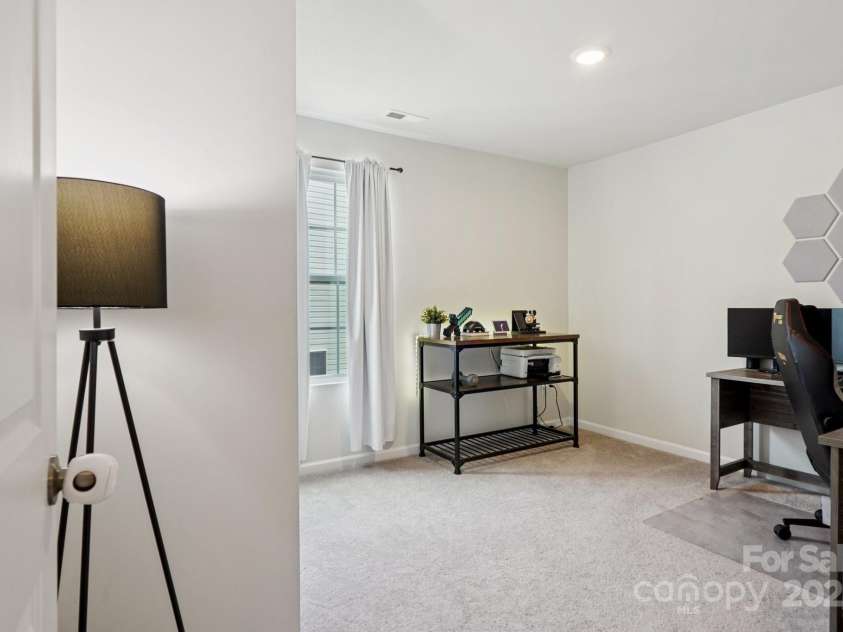 120 Parson Lane, Statesville, NC 28625.  MLS# CAR4272101, YatesRealty ID 24728. 