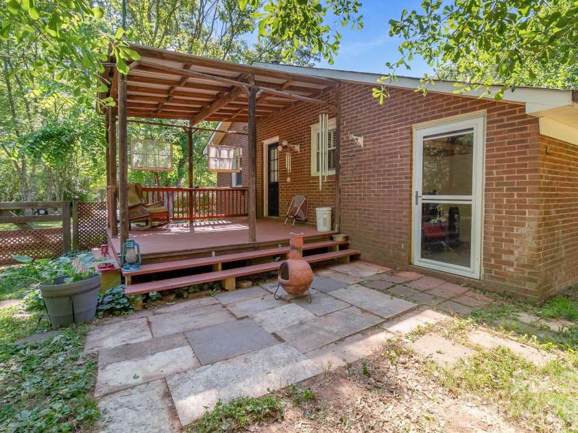 4806 John Craig Road, Waxhaw, NC 28173.  MLS# CAR4378899, YatesRealty ID 24728. 
