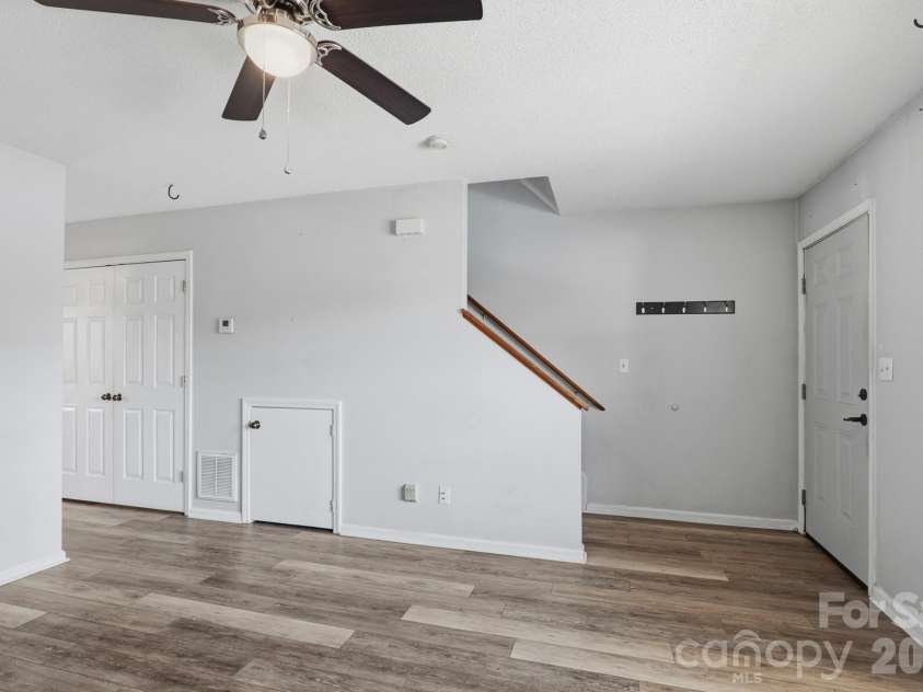 102 Brandywine Drive, Conover, NC 28613.  MLS# CAR4369904, YatesRealty ID 24729. 