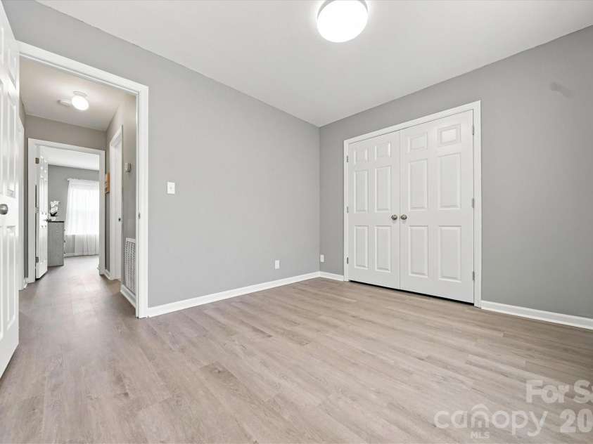 102 Brandywine Drive, Conover, NC 28613.  MLS# CAR4413462, YatesRealty ID 24729. 
