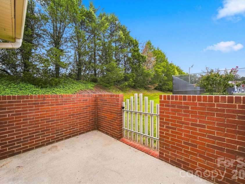 102 Brandywine Drive, Conover, NC 28613.  MLS# CAR4413462, YatesRealty ID 24729. 