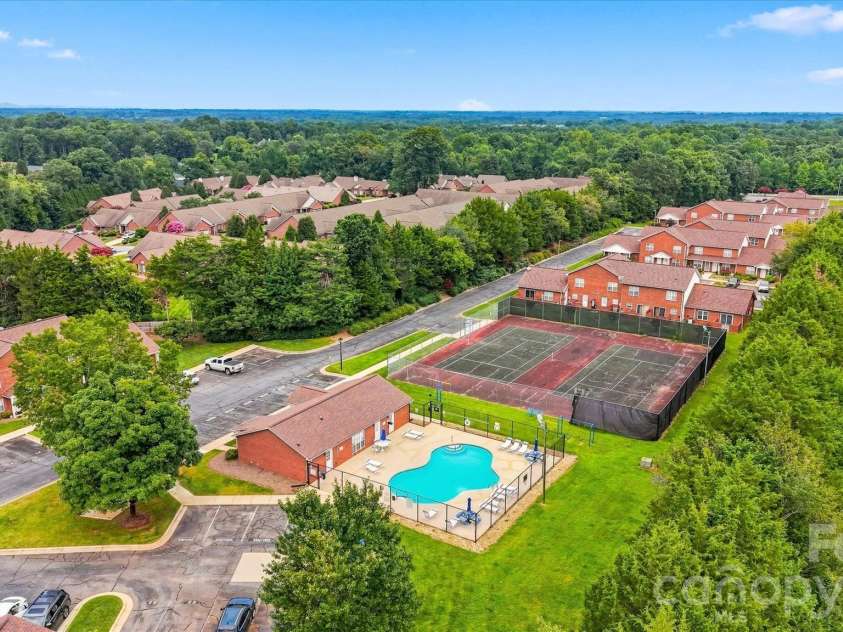 102 Brandywine Drive, Conover, NC 28613.  MLS# CAR4413462, YatesRealty ID 24729. 