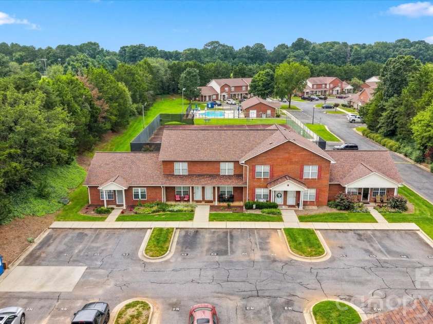102 Brandywine Drive, Conover, NC 28613.  MLS# CAR4413462, YatesRealty ID 24729. 