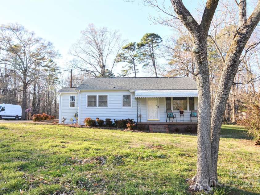 1404 Lane Road, Mount Holly, NC 28120.  MLS# CAR4234520, YatesRealty ID 2473. 
