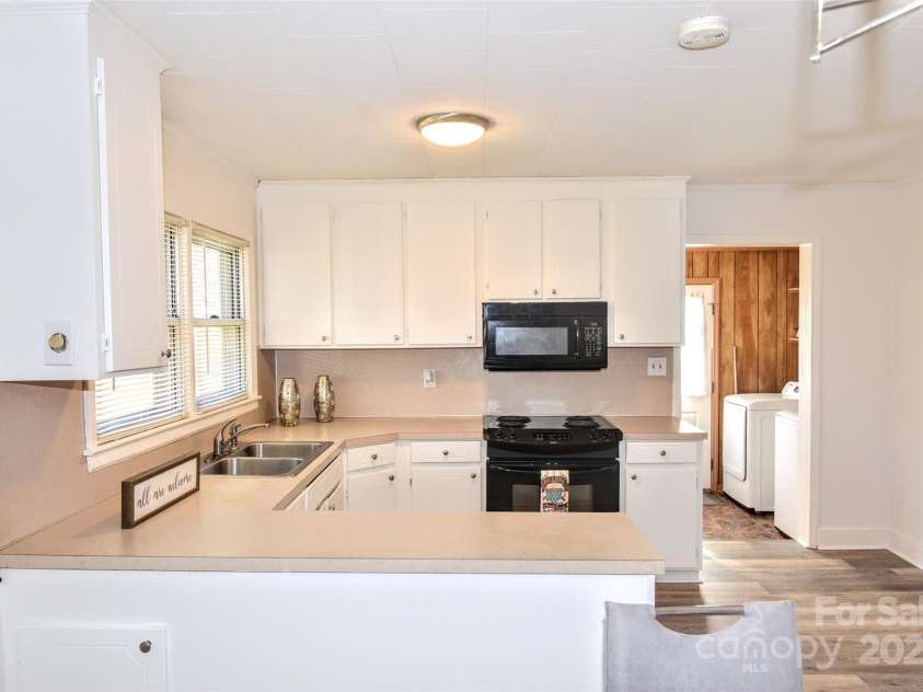 1404 Lane Road, Mount Holly, NC 28120.  MLS# CAR4234520, YatesRealty ID 2473. 