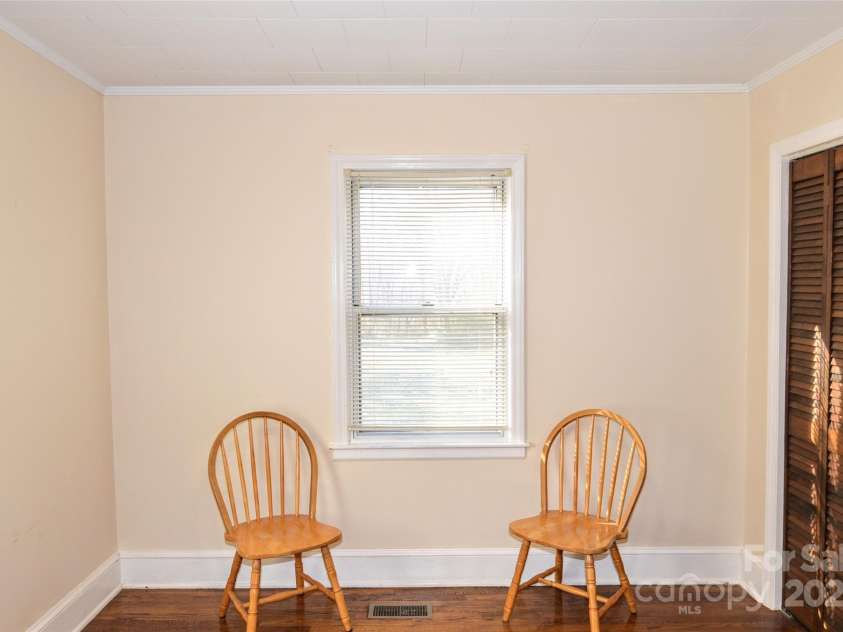 1404 Lane Road, Mount Holly, NC 28120.  MLS# CAR4234520, YatesRealty ID 2473. 