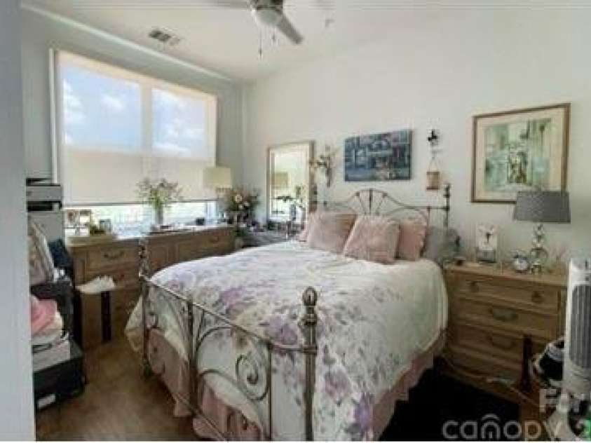 55 Market Street, Asheville, NC 28801.  MLS# CAR4425912, YatesRealty ID 2473. 