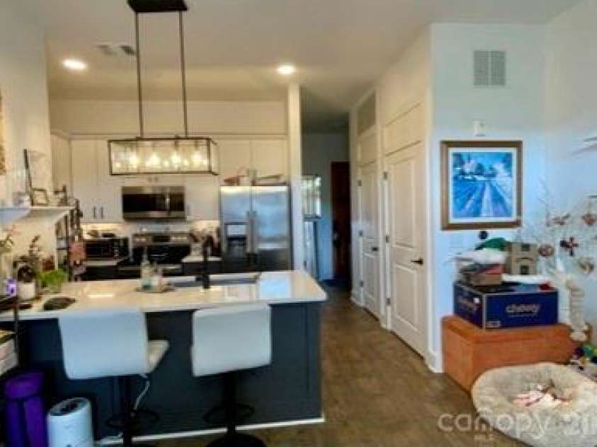 55 Market Street, Asheville, NC 28801.  MLS# CAR4425912, YatesRealty ID 2473. 
