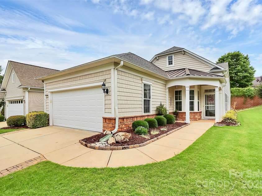 19106 Mallard Drive, Fort Mill, SC 29707.  MLS# CAR4258594, YatesRealty ID 24730. 
