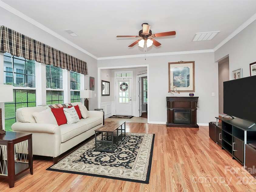 19106 Mallard Drive, Fort Mill, SC 29707.  MLS# CAR4258594, YatesRealty ID 24730. 