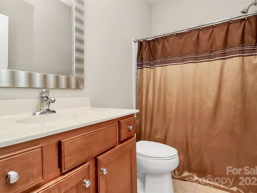 19106 Mallard Drive, Fort Mill, SC 29707.  MLS# CAR4258594, YatesRealty ID 24730. 