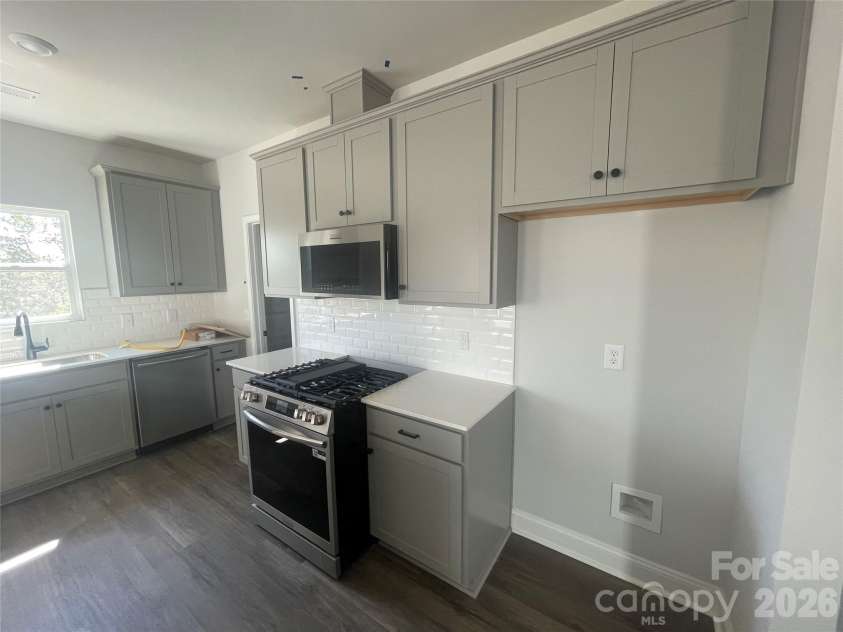 4049 Grommet Court, Matthews, NC 28105.  MLS# CAR4325054, YatesRealty ID 24731. 