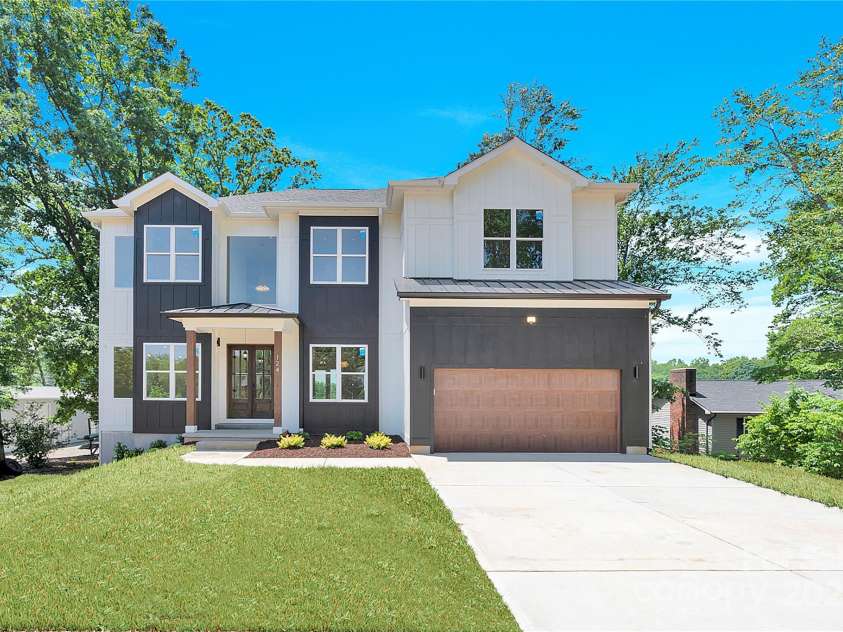 124 Clipper Lane, Mooresville, NC 28117.  MLS# CAR4253640, YatesRealty ID 24732. Virtual photo. Lawn has been seeded and strawed