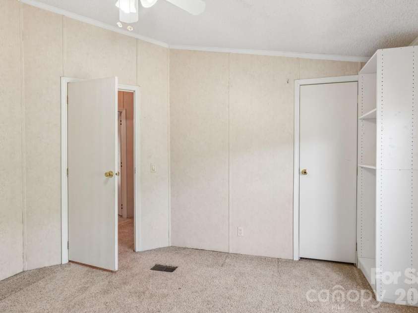 160 Allison Road, Cowpens, SC 29330.  MLS# CAR4331351, YatesRealty ID 24732. Bedroom #2