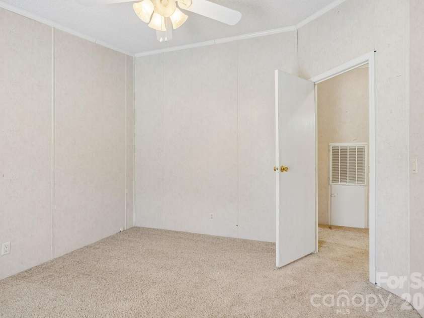 160 Allison Road, Cowpens, SC 29330.  MLS# CAR4331351, YatesRealty ID 24732. Bedroom #3