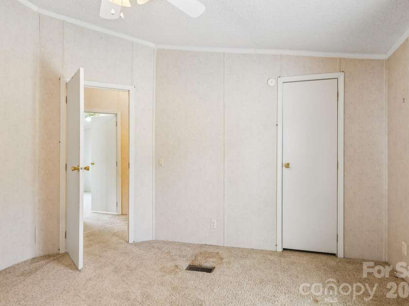 160 Allison Road, Cowpens, SC 29330.  MLS# CAR4331351, YatesRealty ID 24732. Bedroom #3