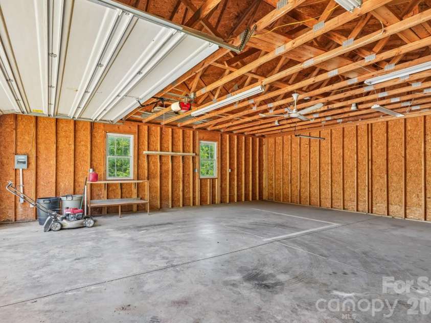 160 Allison Road, Cowpens, SC 29330.  MLS# CAR4331351, YatesRealty ID 24732. Detached Garage