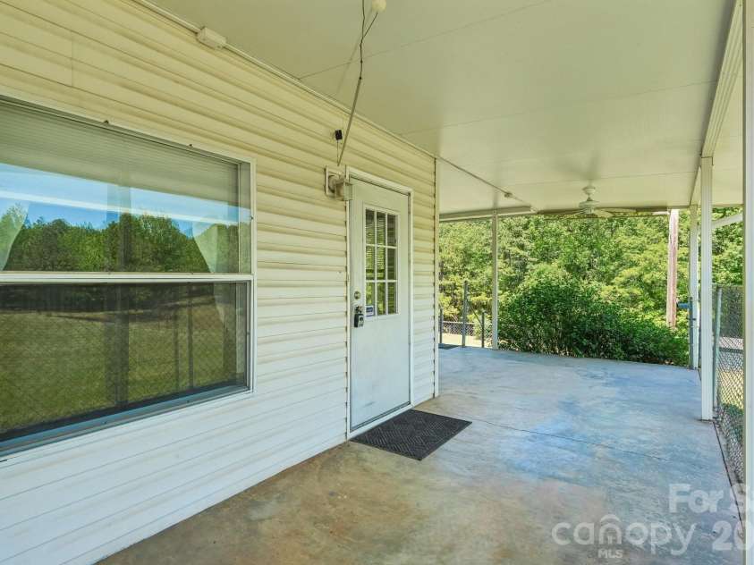 160 Allison Road, Cowpens, SC 29330.  MLS# CAR4331351, YatesRealty ID 24732. Side Porch
