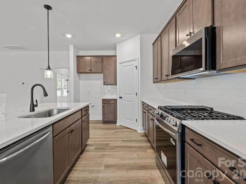 4004 Grommet Court, Matthews, NC 28105.  MLS# CAR4331659, YatesRealty ID 24733. 