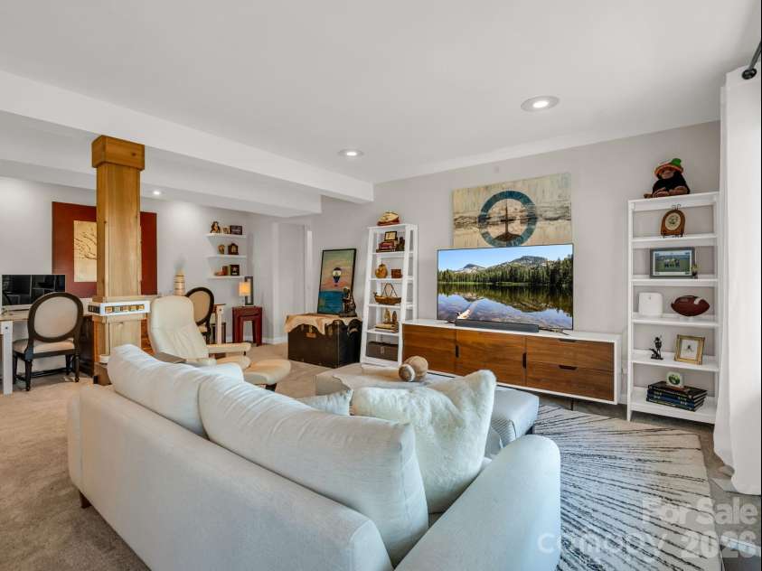 200 Piney Mountain Road, Tryon, NC 28782.  MLS# CAR4340345, YatesRealty ID 24734. 2nd Recreation Room