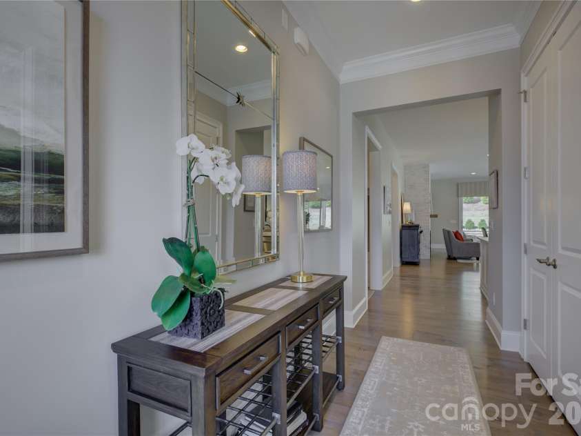 14619 Crosswater Lane, Charlotte, NC 28278.  MLS# CAR4356651, YatesRealty ID 24735. 
