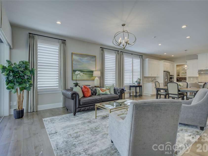 14619 Crosswater Lane, Charlotte, NC 28278.  MLS# CAR4356651, YatesRealty ID 24735. 