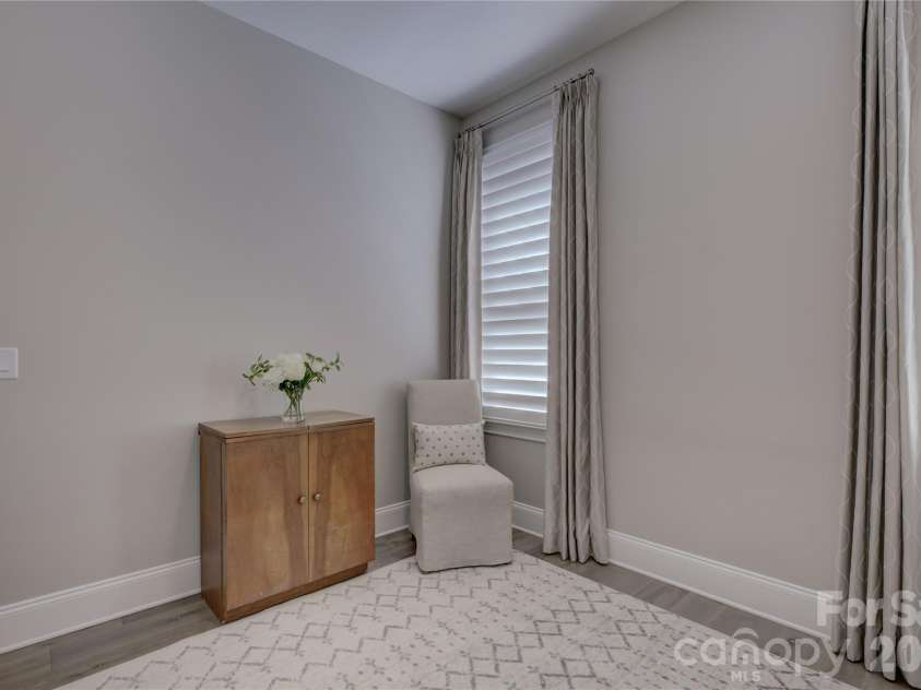 14619 Crosswater Lane, Charlotte, NC 28278.  MLS# CAR4356651, YatesRealty ID 24735. 