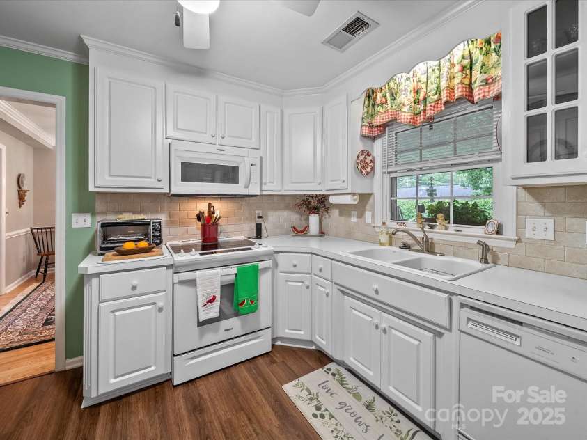 1634 - B Union Road, Gastonia, NC 28054.  MLS# CAR4268809, YatesRealty ID 24735. 