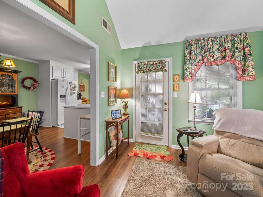 1634 - B Union Road, Gastonia, NC 28054.  MLS# CAR4268809, YatesRealty ID 24735. 