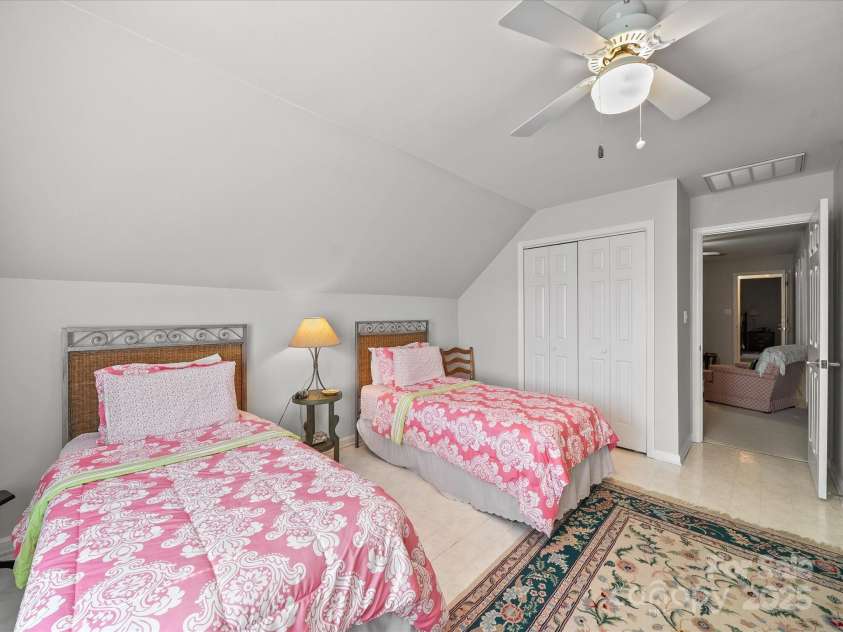 1634 - B Union Road, Gastonia, NC 28054.  MLS# CAR4268809, YatesRealty ID 24735. 