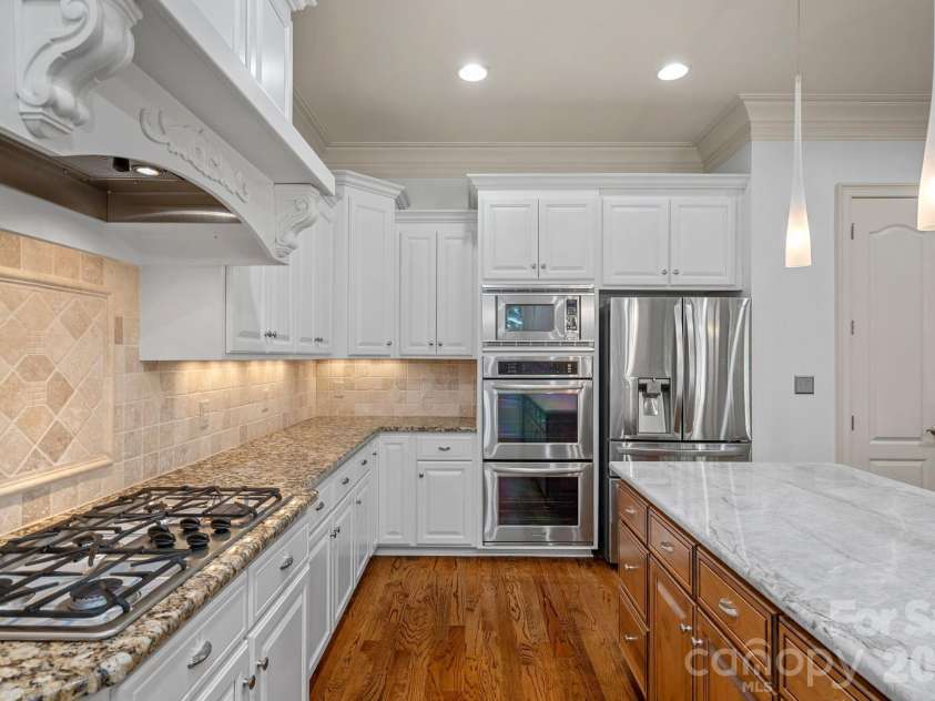 169 Cape Cod Way, Mooresville, NC 28117.  MLS# CAR4358747, YatesRealty ID 24736. 