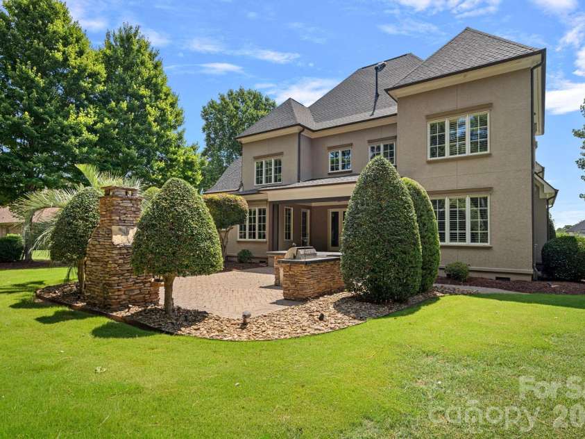 169 Cape Cod Way, Mooresville, NC 28117.  MLS# CAR4358747, YatesRealty ID 24736. 