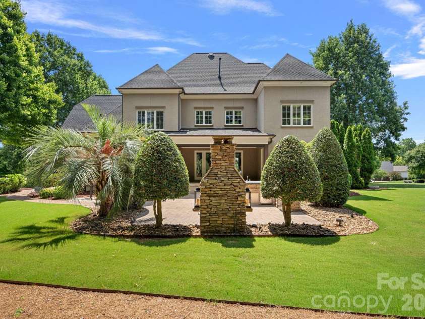 169 Cape Cod Way, Mooresville, NC 28117.  MLS# CAR4358747, YatesRealty ID 24736. Back yard Oasis