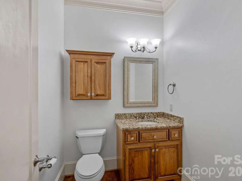 169 Cape Cod Way, Mooresville, NC 28117.  MLS# CAR4358747, YatesRealty ID 24736. Powder room on main level