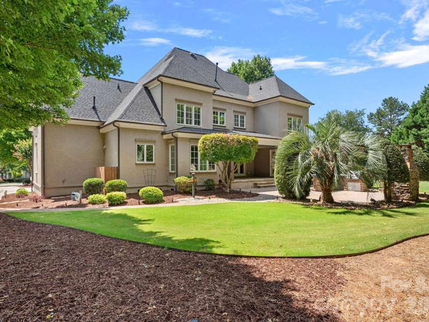 169 Cape Cod Way, Mooresville, NC 28117.  MLS# CAR4358747, YatesRealty ID 24736. Room for a POOL