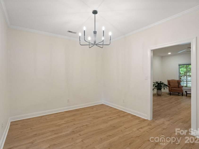 608 Camrose Circle, Concord, NC 28025.  MLS# CAR4259196, YatesRealty ID 24736. 